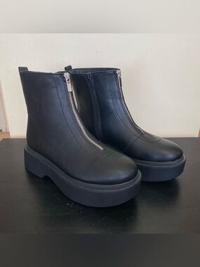 Portland Boot Company Black Leather Chunky Platform Zipper Boots Womens Size 8